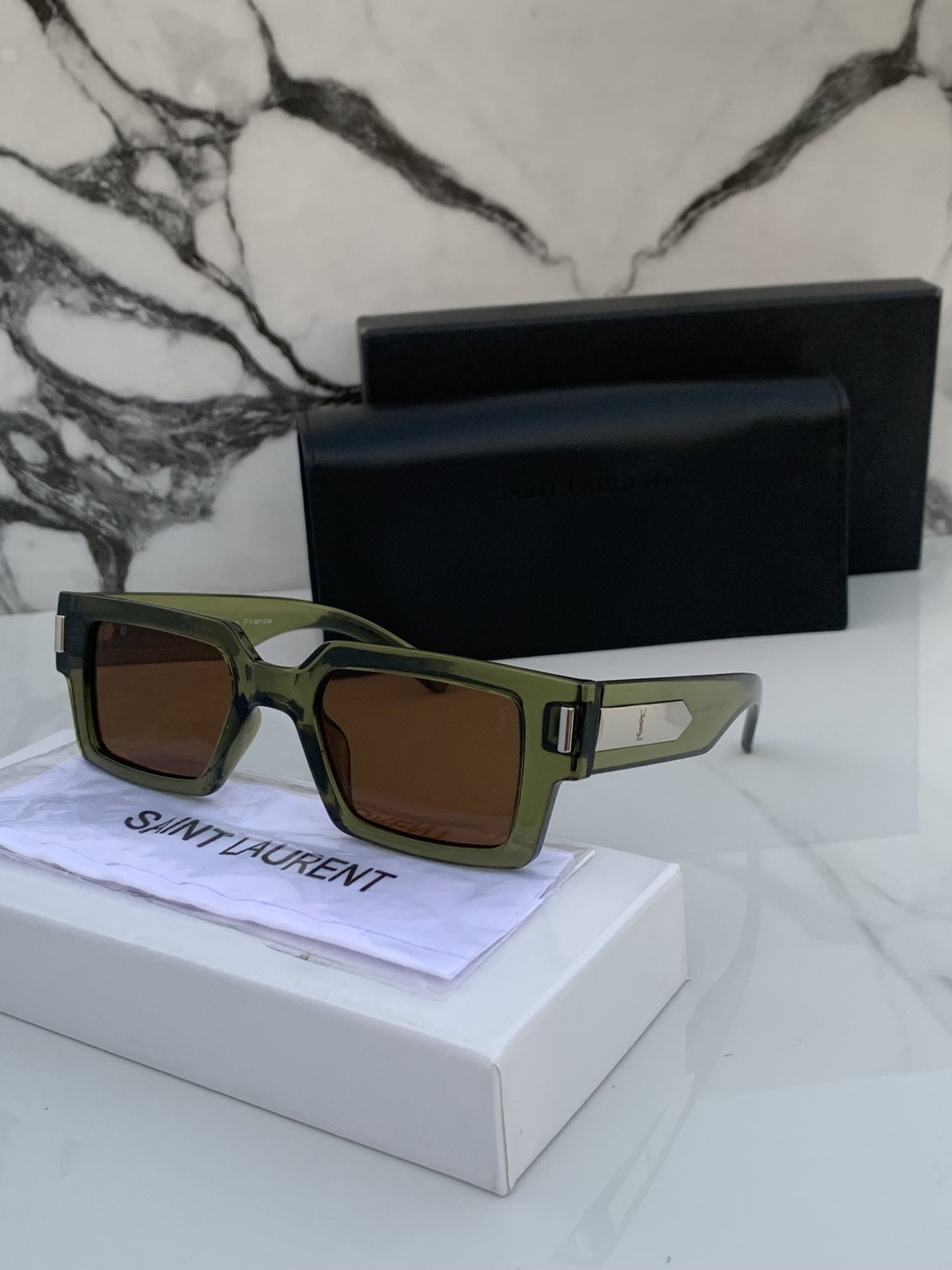 Branded Ys sant laurent green Sunglasses (With Original Kit)
