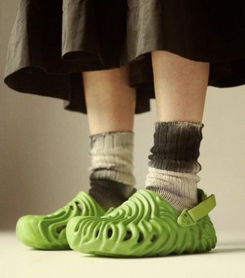 CROCS BEMBURY CLOGS  ( PARROT GREEN )