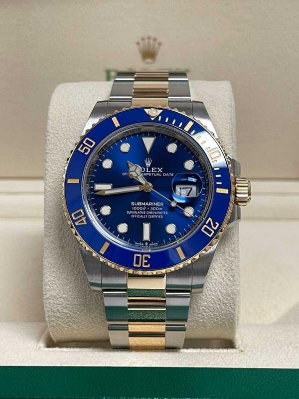 ROLEX SUBMARINE PREMIUM QURTAZ MACHIN WATCH